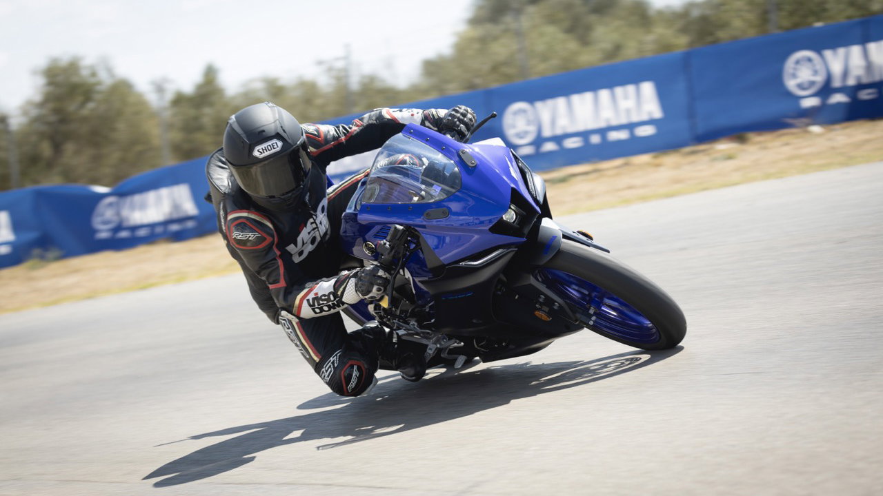 2023 R125 Visordown Review